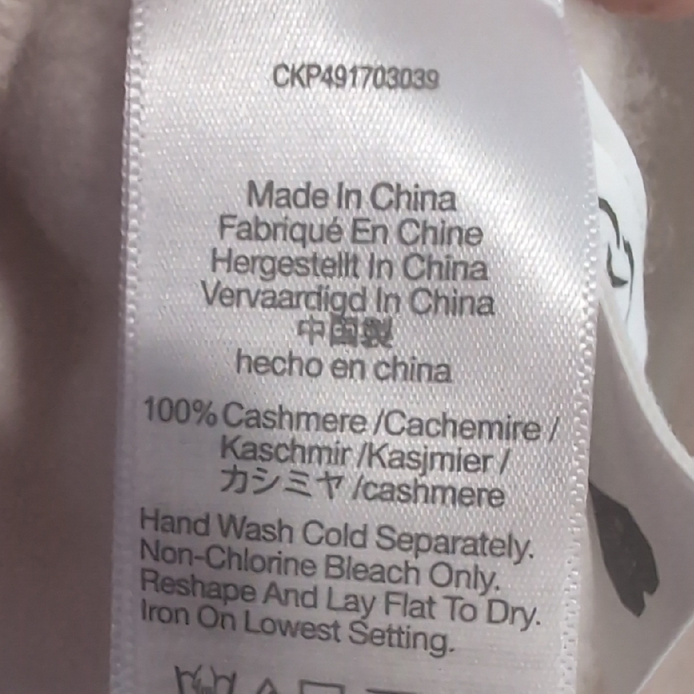 Madewell Cashmere V-Neck Sweater Cream Size Small Quiet Luxury - Picture 8 of 8